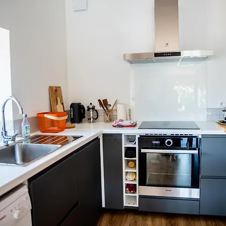 Chateau Les Poules *