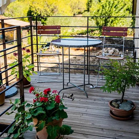 Chateau Les Poules Appartamento