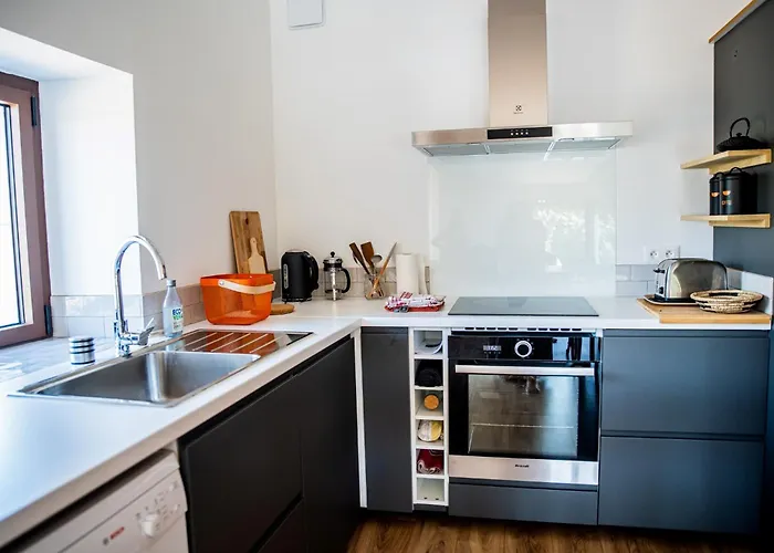 Chateau Les Poules *